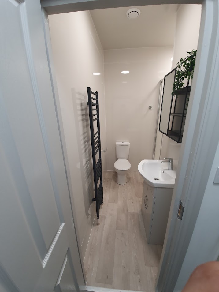 Bright Spacious 1 bedroom flat. All bills included — photo 2